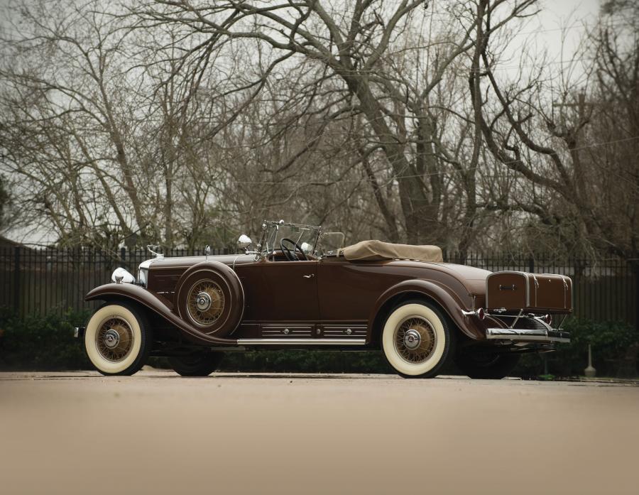  Cadillac V16 Roadster by Fleetwood 1931 года  (фото 12 из 12)
